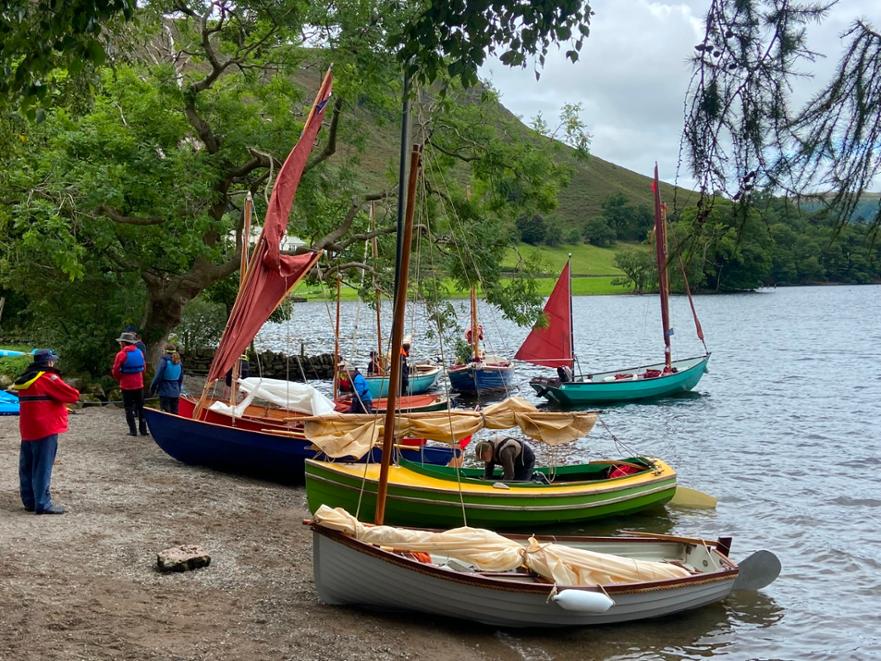 Boats at Howtown Beach ©Steve Mitchell